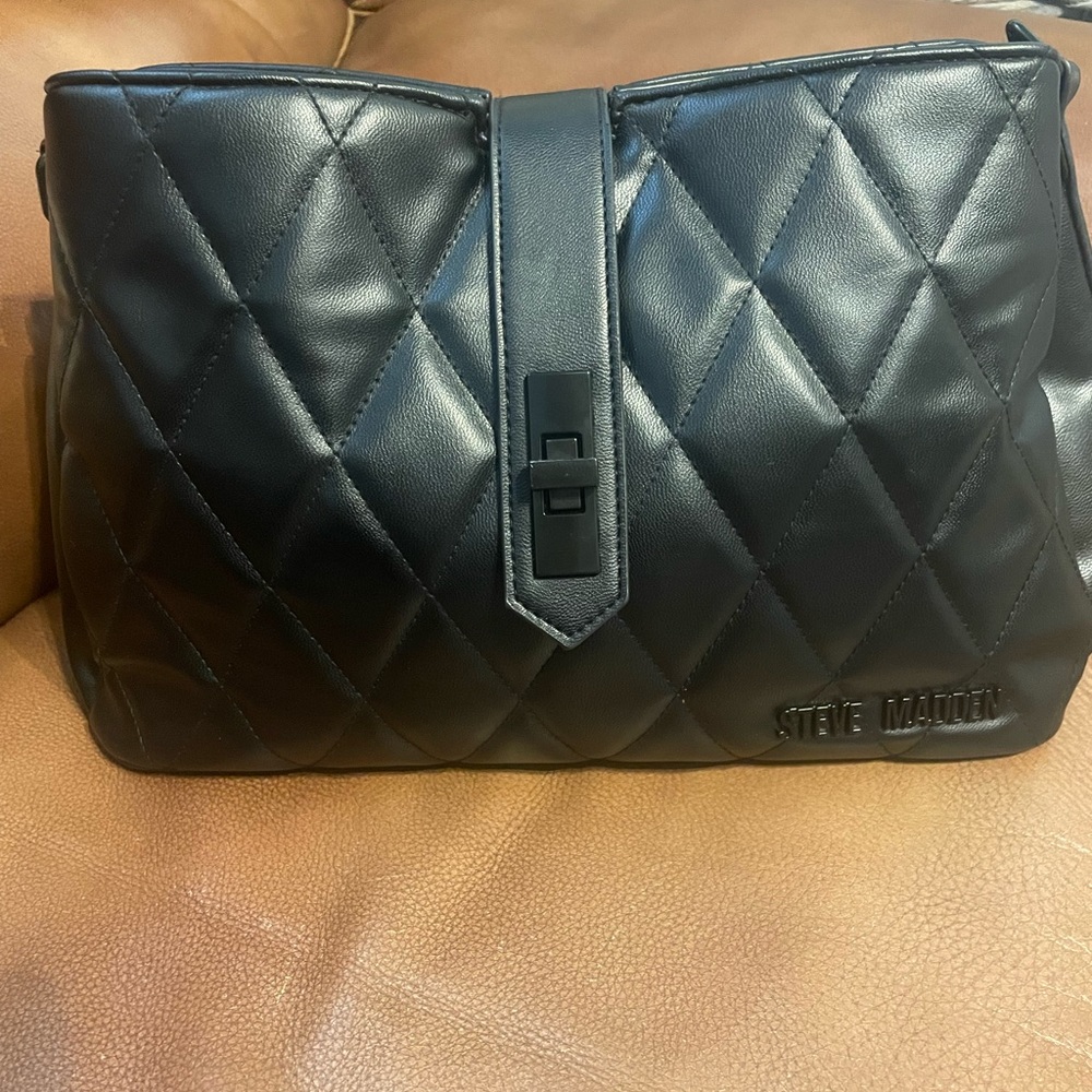 Steve Madden shoulder purse